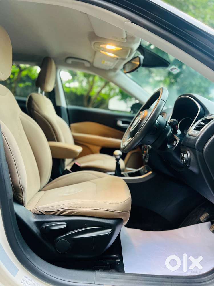 Jeep Compass 2.0 Longitude Option, 2017, Diesel