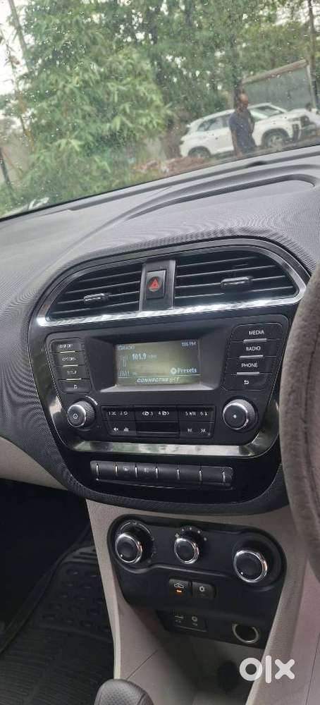 Tata Tiago 1.2 Revotron Xza, 2019, Petrol