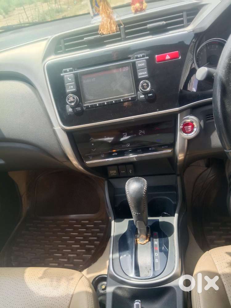 Honda City I-vtec Cvt Vx, 2015, Petrol