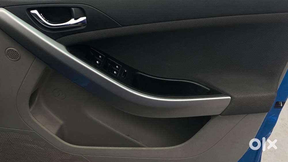 Tata Nexon 1.2 Revotron Xz Plus, 2018, Petrol