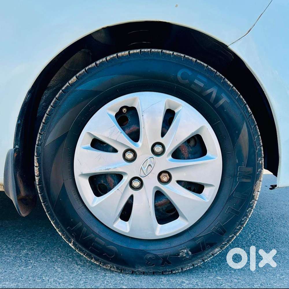 Hyundai I10 Sportz At, 2011, Petrol