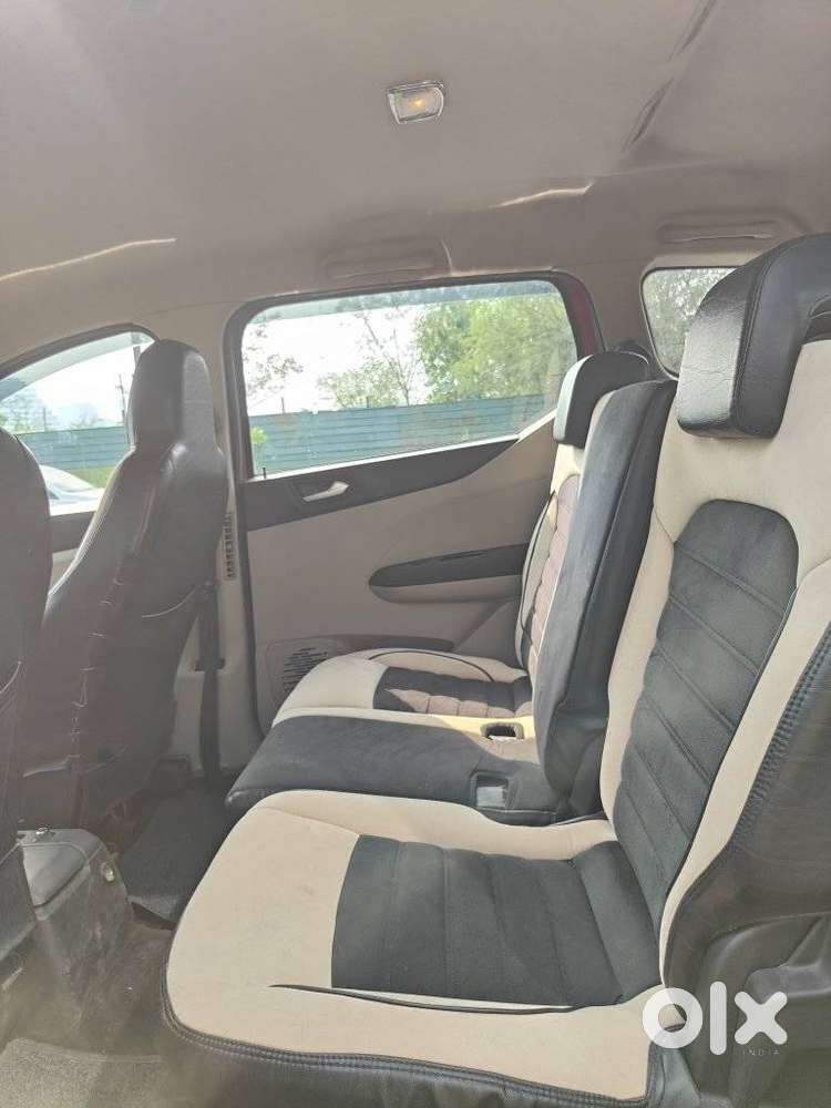 Renault Triber Rxz, 2019, Petrol