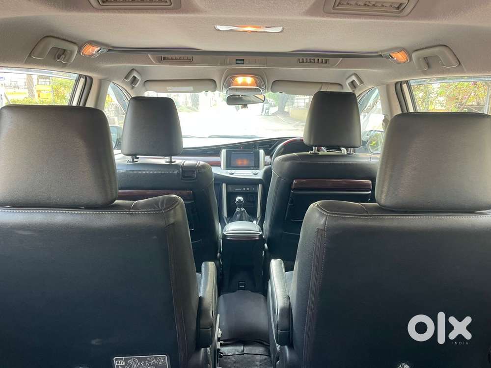 Toyota Innova Crysta 2.5z, 2017, Diesel