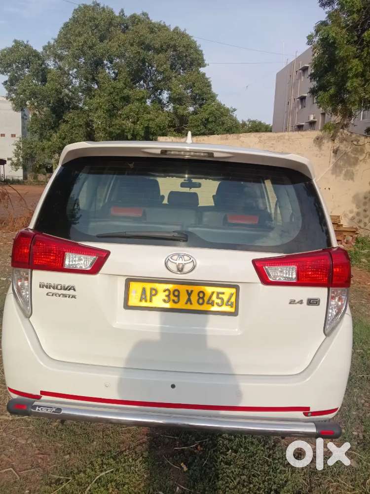 Toyota Innova Crysta 2019