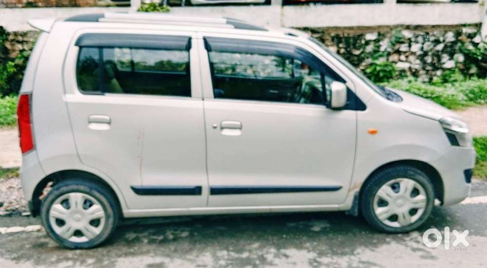 Maruti Suzuki Wagon R 1.0 Vxi Plus Amt, 2018, Petrol