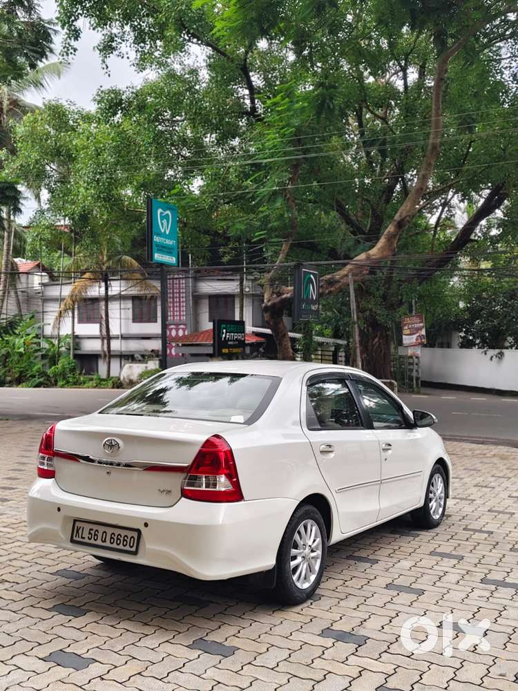 Toyota Etios 1.5 Vx, 2017, Petrol