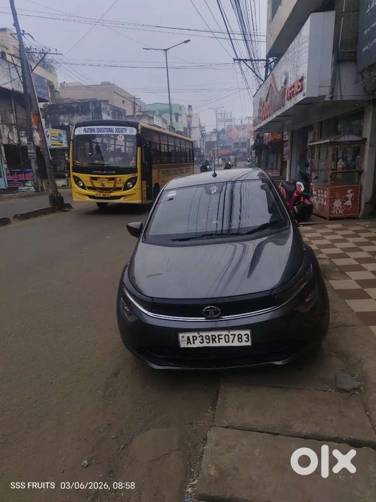 Tata Altroz Ev 2022 Petrol Well Maintained