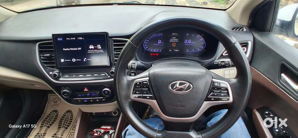 Hyundai Verna, 2023, Petrol
