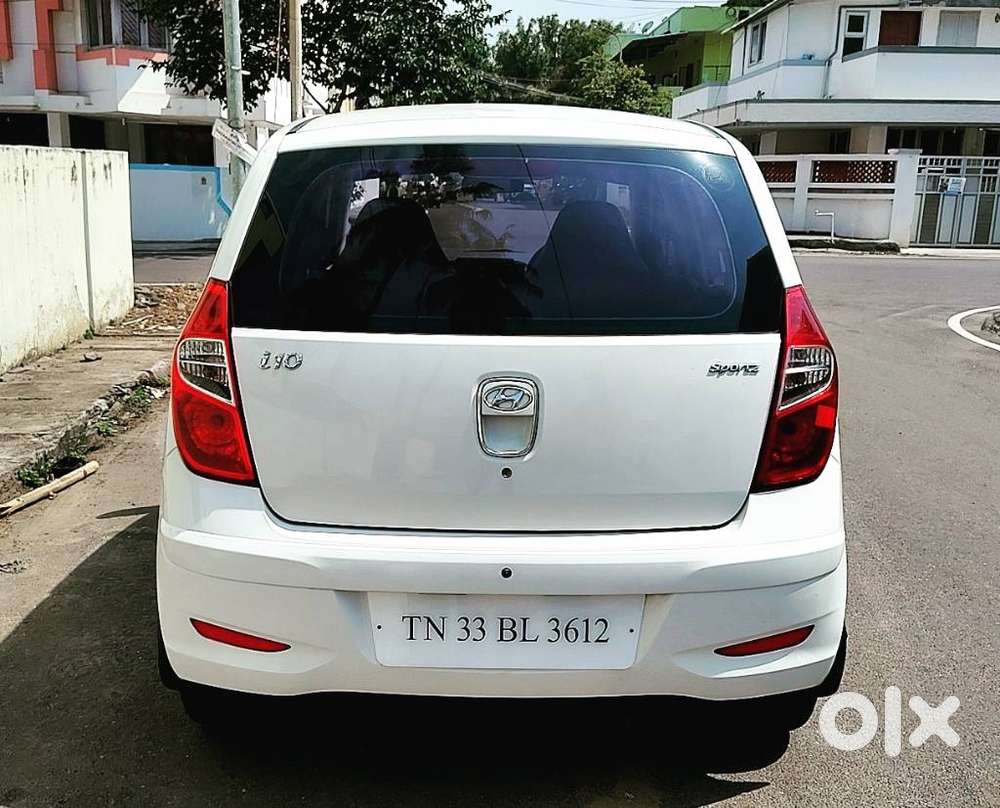 Hyundai I10 Sportz, 2016, Petrol