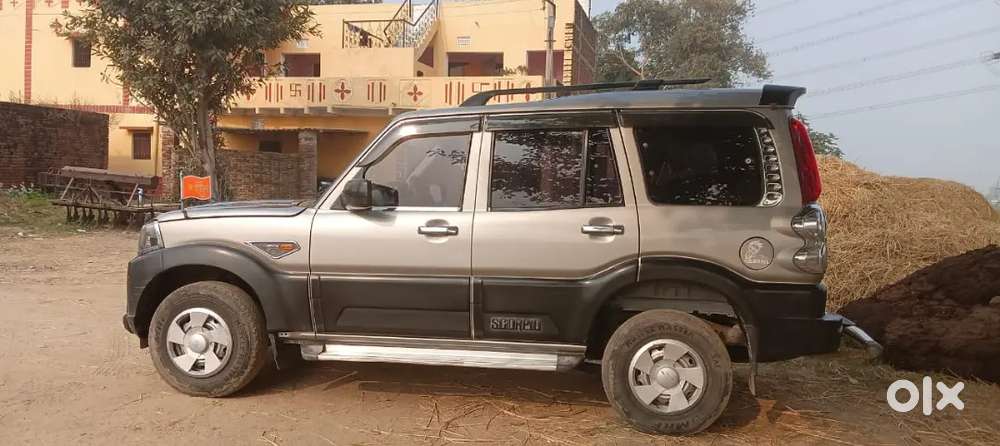 Mahindra Scorpio 2015 Diesel 102058 Km Driven