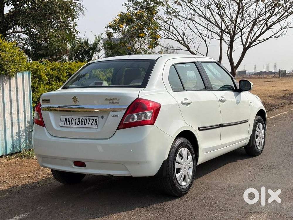 Maruti Suzuki Swift Dzire 1.2 Vxi Bsiv, 2013, Petrol