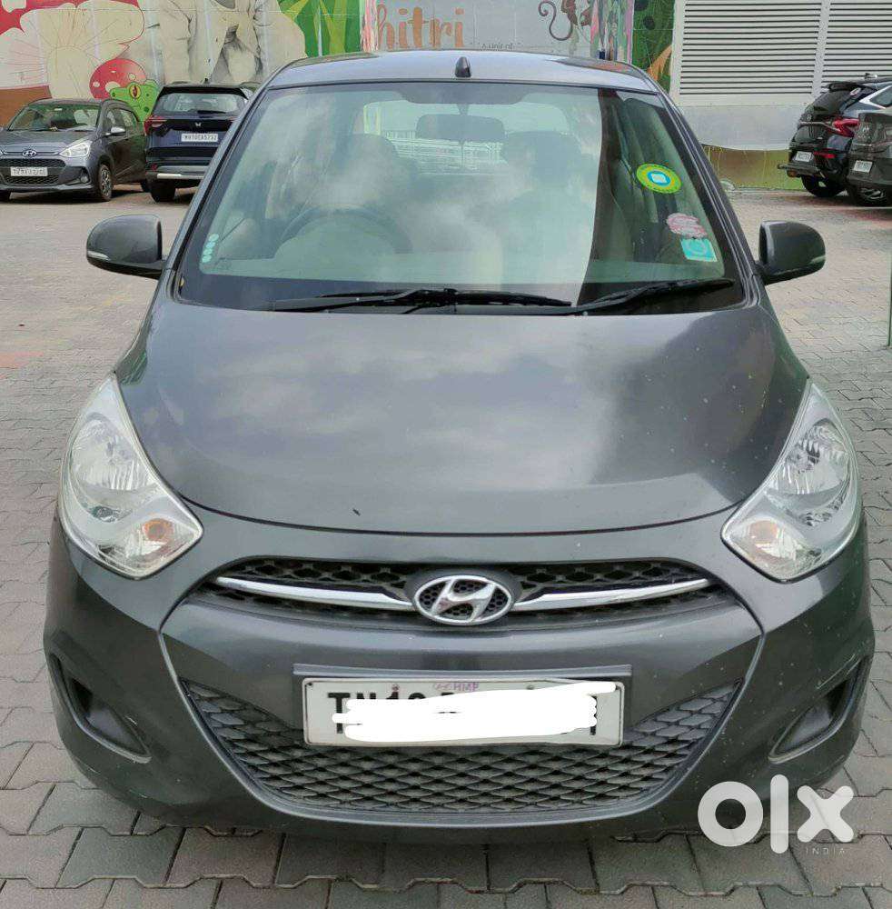 Hyundai I10 Sportz At, 2013, Petrol