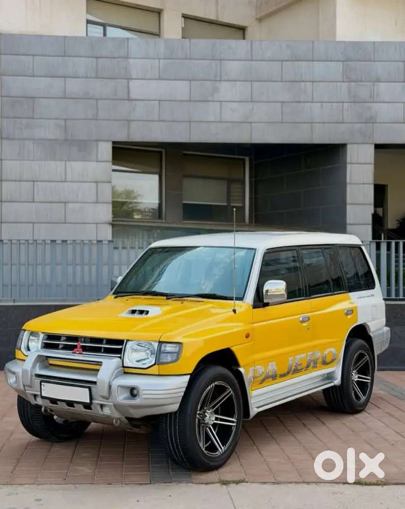 Mitsubishi Pajero Sfx 2011