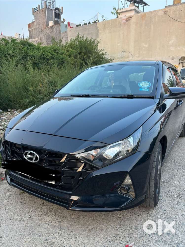 Very Well Maintained New I20 For Sale .