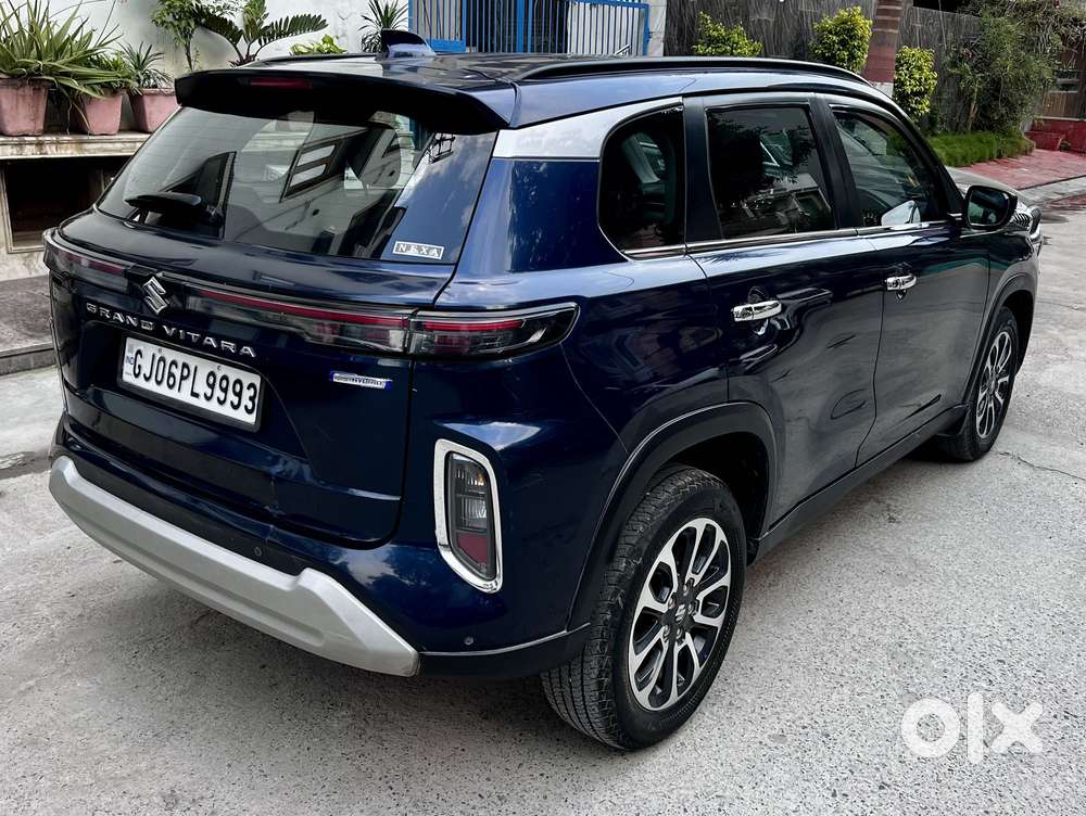 Maruti Suzuki Grand Vitara 1.5 Alpha Smart Hybrid At, 2023, Petrol