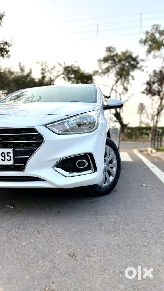 Hyundai Verna 1.6 Ex Vtvt, 2018, Petrol