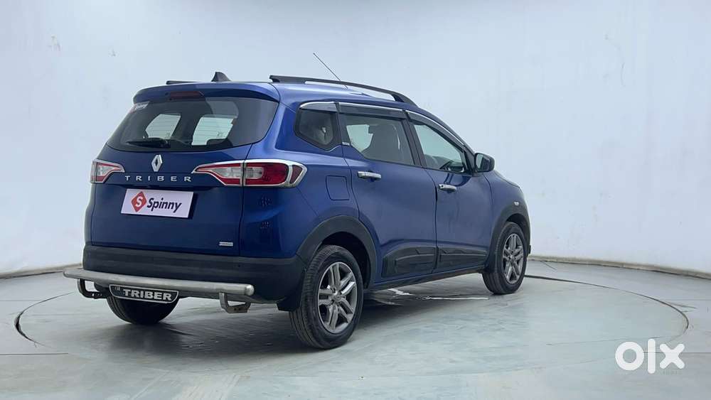 Renault Triber Rxz, 2020, Petrol