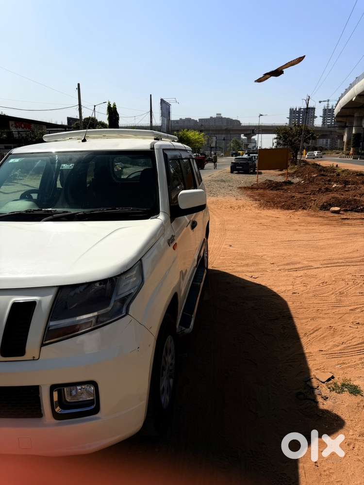 Mahindra Tuv 300 2018 Diesel Well Maintained