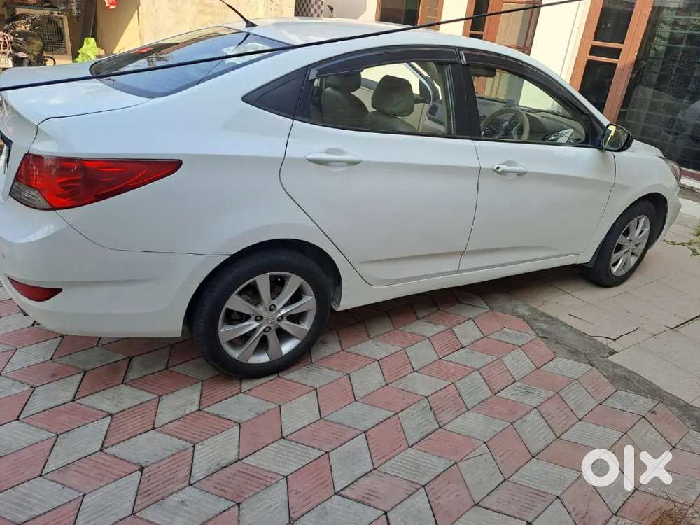 Hyundai Fluidic Verna 2014 Diesel 120000 Km Driven