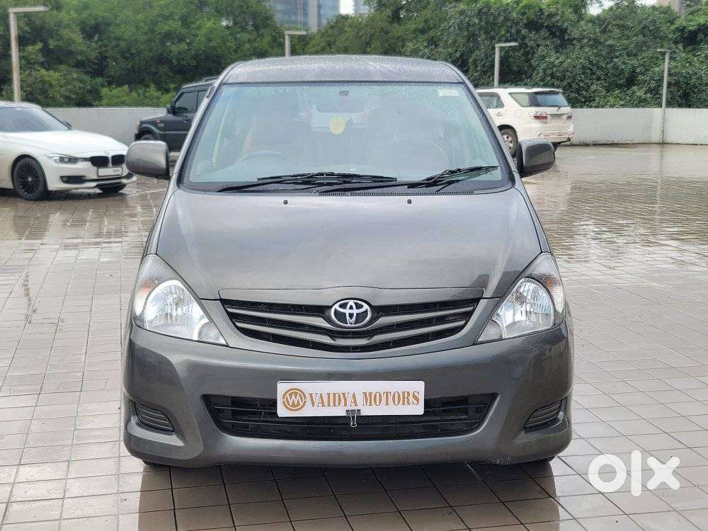 Toyota Innova 2.5 G (diesel) 7 Seater, 2011, Diesel