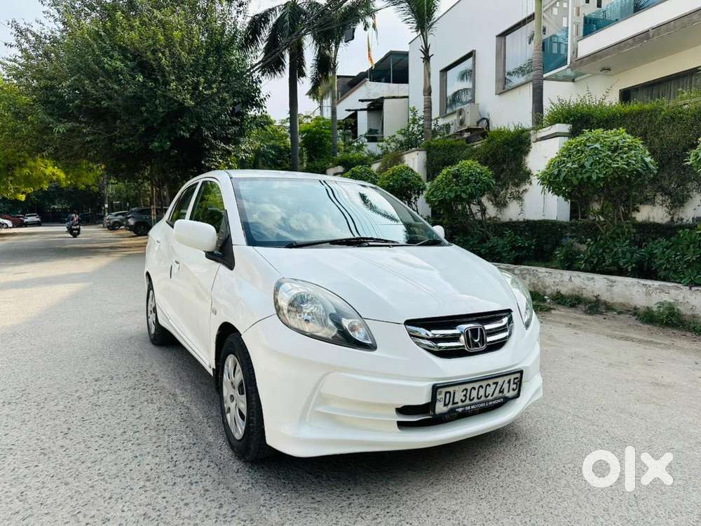 Honda Amaze 2015 July Petrol Well Maintained