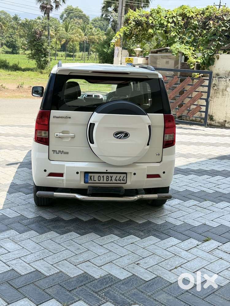 Mahindra Tuv 300 T8, 2016, Diesel