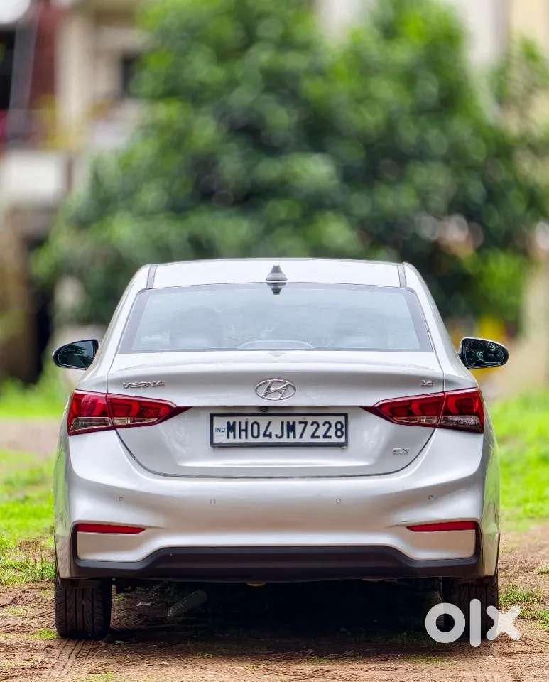 Hyundai Verna 1.6 Sx (o) Vtvt, 2018, Petrol