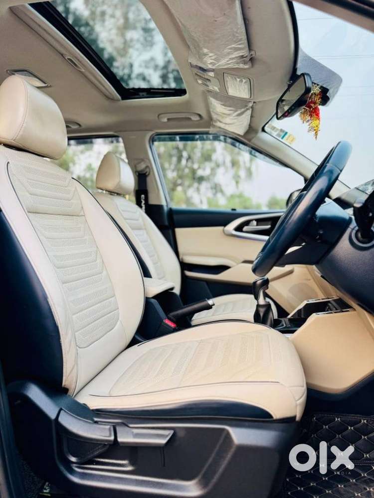 Kia Carens 1.5 Luxury Plus Diesel At 7 Str, 2022, Diesel