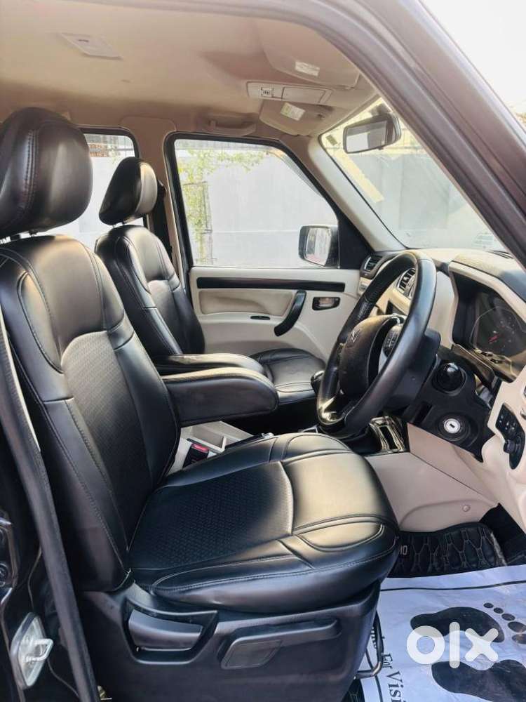 Mahindra Scorpio Classic 2.2 S 11 Mt 7 Str, 2023, Diesel