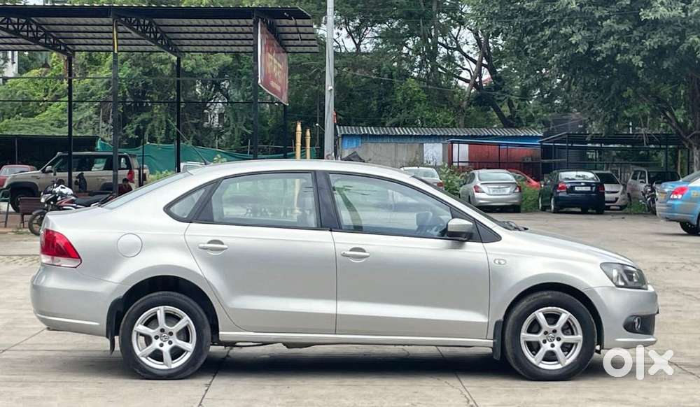 Volkswagen Vento 2010-2013 Petrol Highline, 2012, Petrol