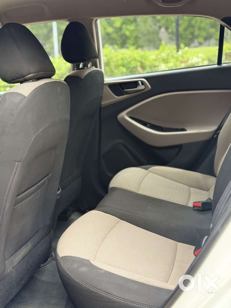 Hyundai Elite I20 Sportz (o) 1.2, 2015, Petrol