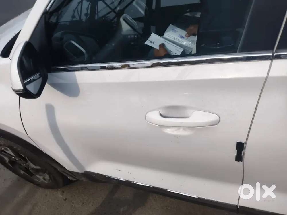 Kia Sonet Htk Petrol 2026