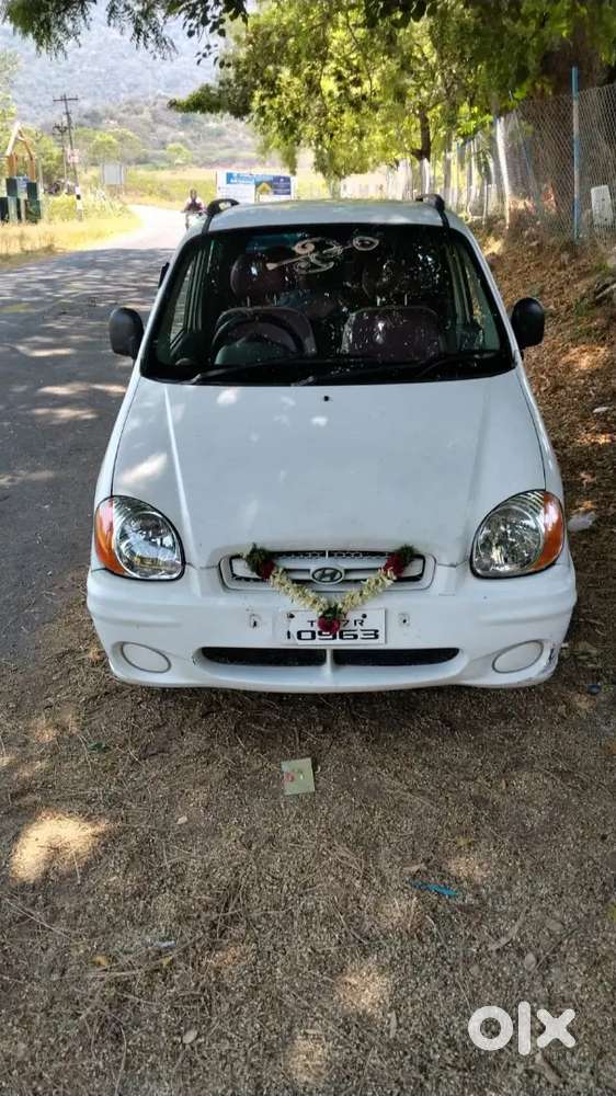 Hyundai Santro Gs Zip 2002