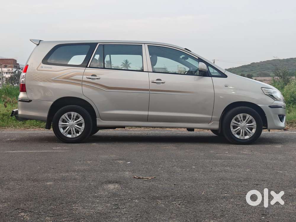 Toyota Innova 2.0 Gx 8 Seater, 2012, Diesel