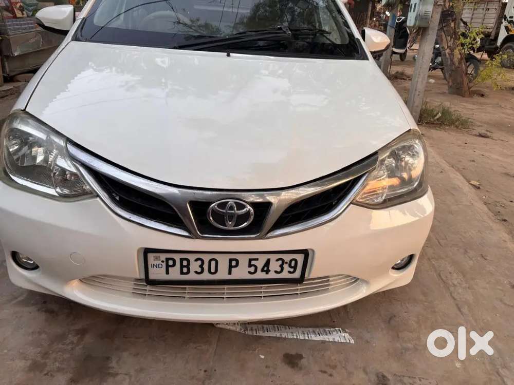 Toyota Etios Liva 2015