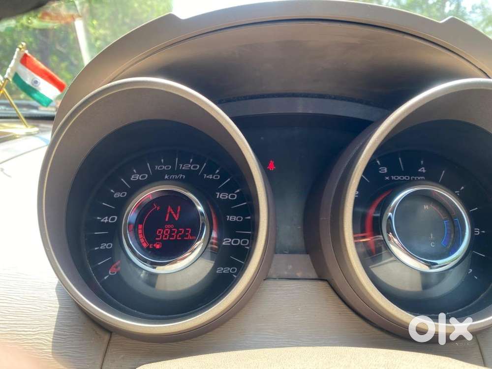 Mahindra Xuv500 Diesel W8 2012