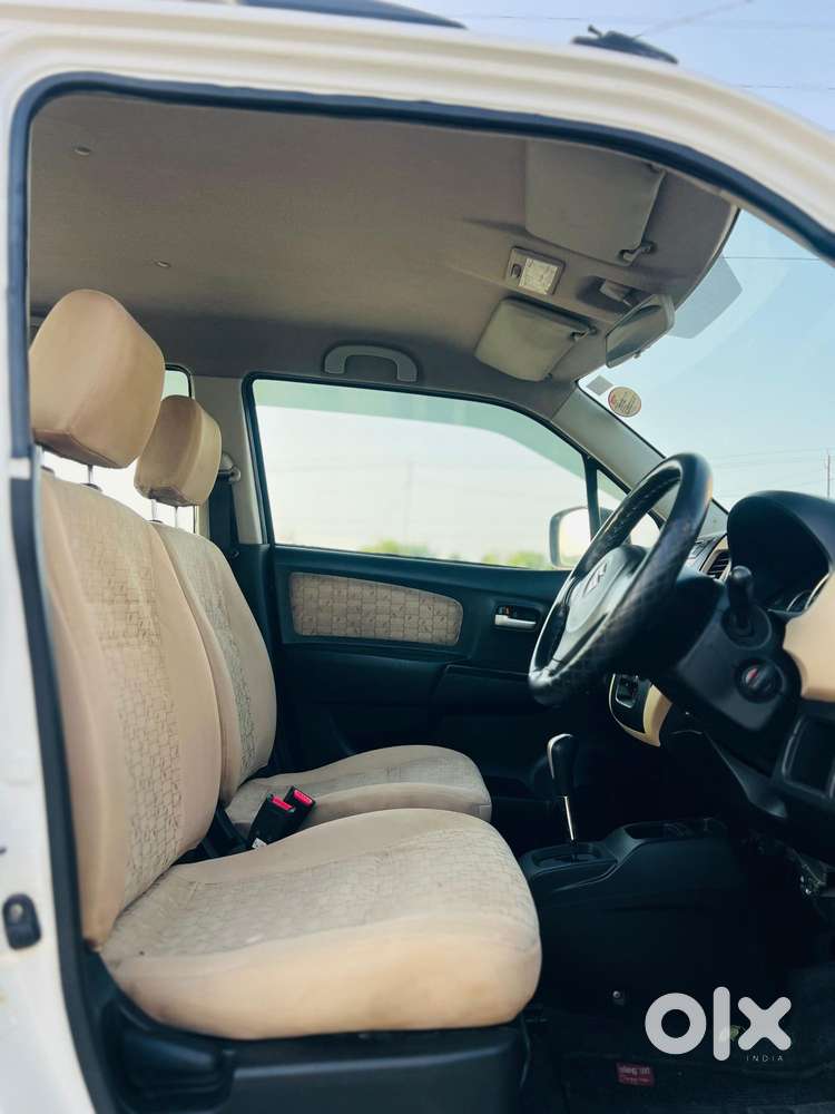 Maruti Suzuki Wagon R Vxi Amt Opt, 2017, Cng & Hybrids