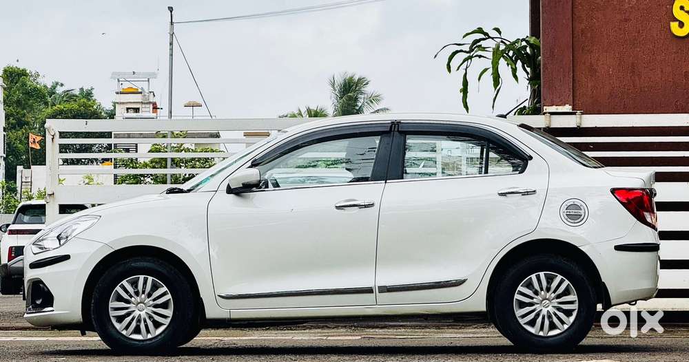 Maruti Suzuki Swift Dzire 1.3 Vxi, 2021, Petrol