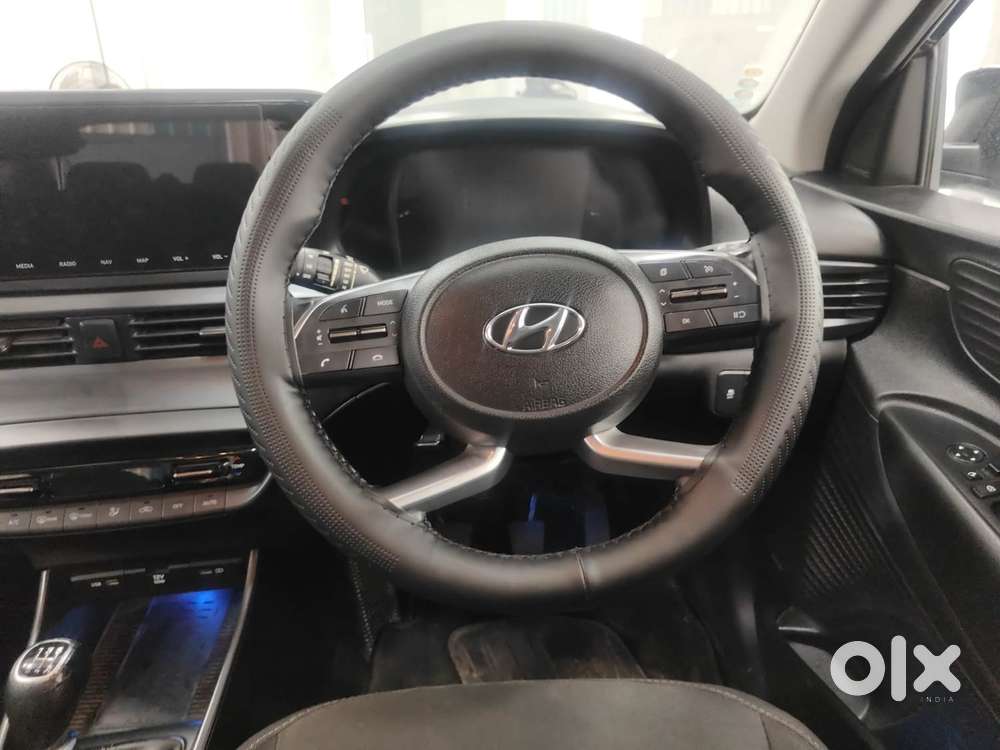 Hyundai New I20 1.2 Asta (o) Mt, 2023, Petrol