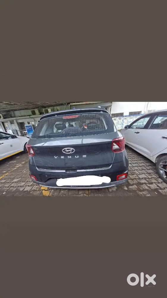 Hyundai Venue S Plus Petrol 2020