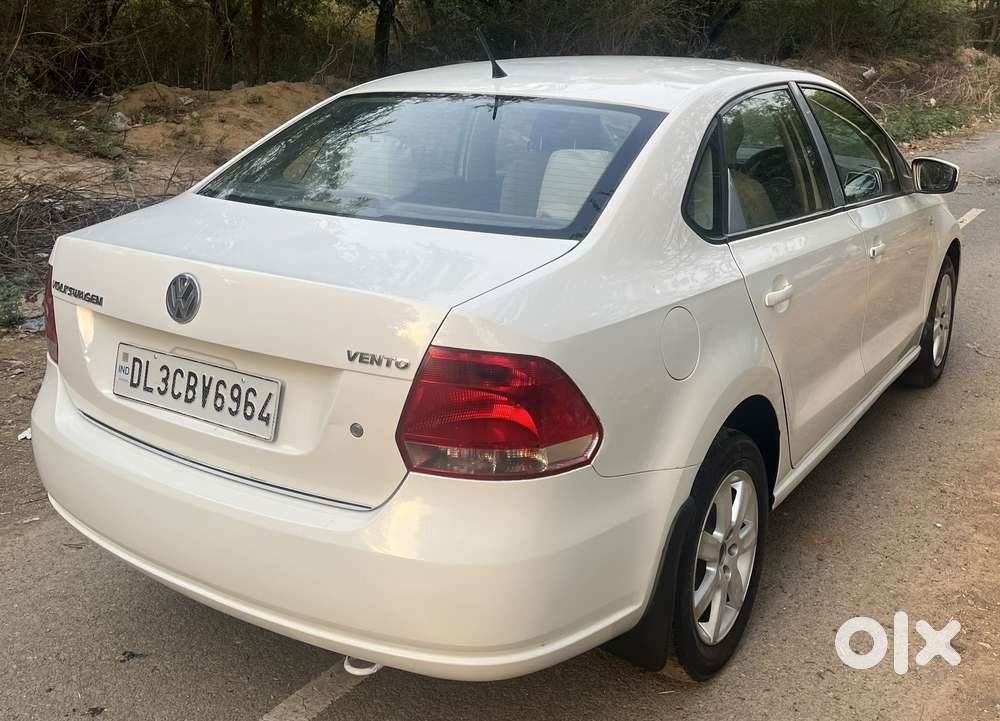 Volkswagen Vento 2010-2013 Petrol Highline, 2012, Petrol