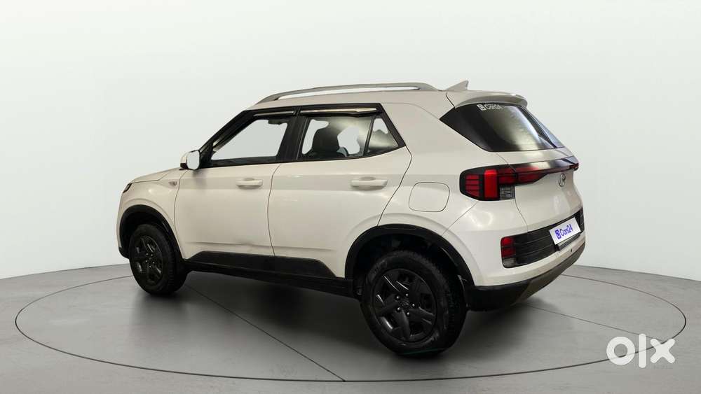 Hyundai Venue [2022-ongoing] 1.2 S, 2023, Petrol