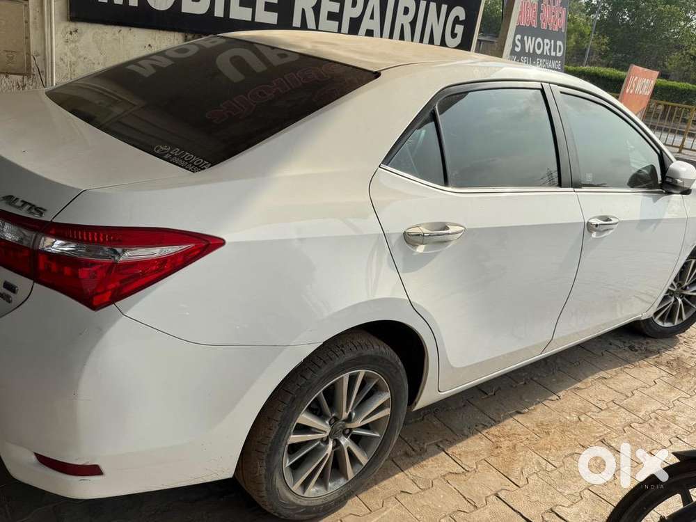 Toyota Corolla Altis 2014 Diesel Well Maintained