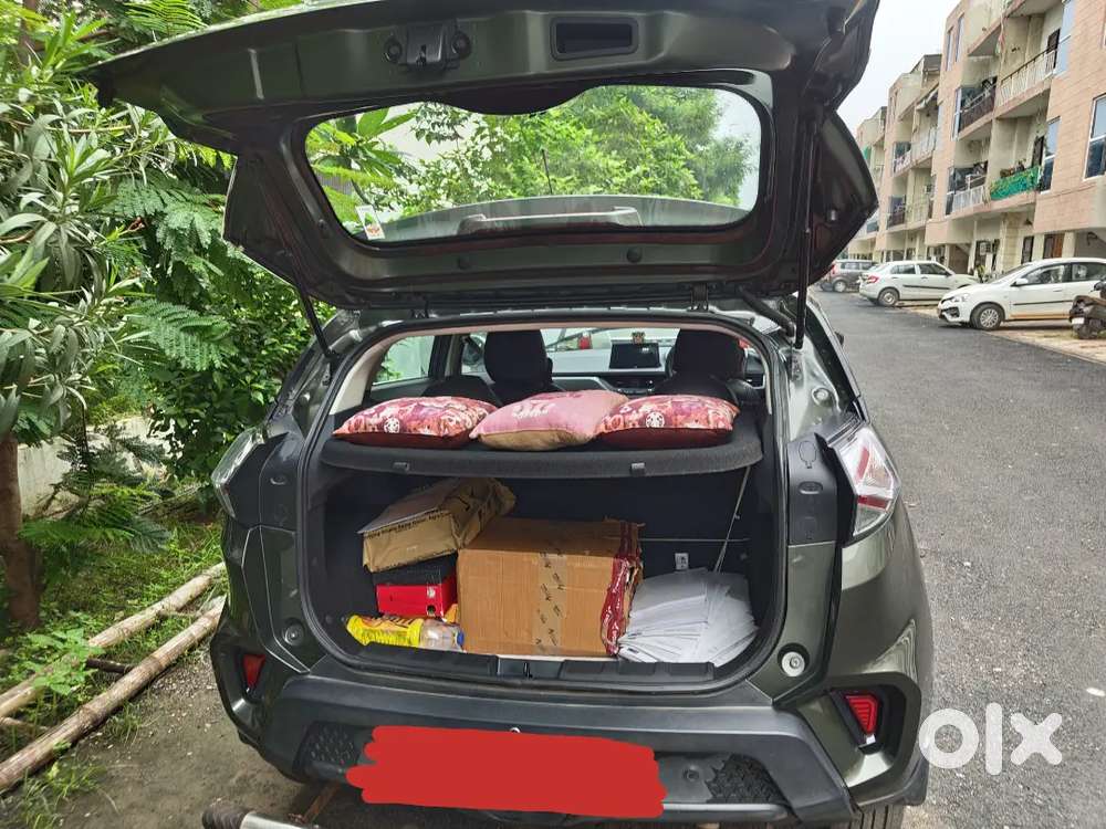 Tata Nexon 2003 Petrol Manual