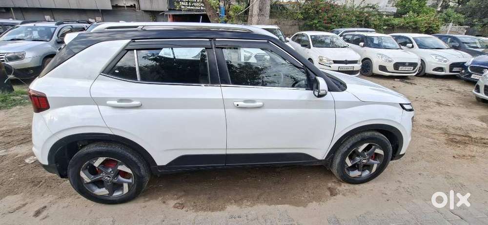 Hyundai Venue Sx Mt, 2019, Diesel