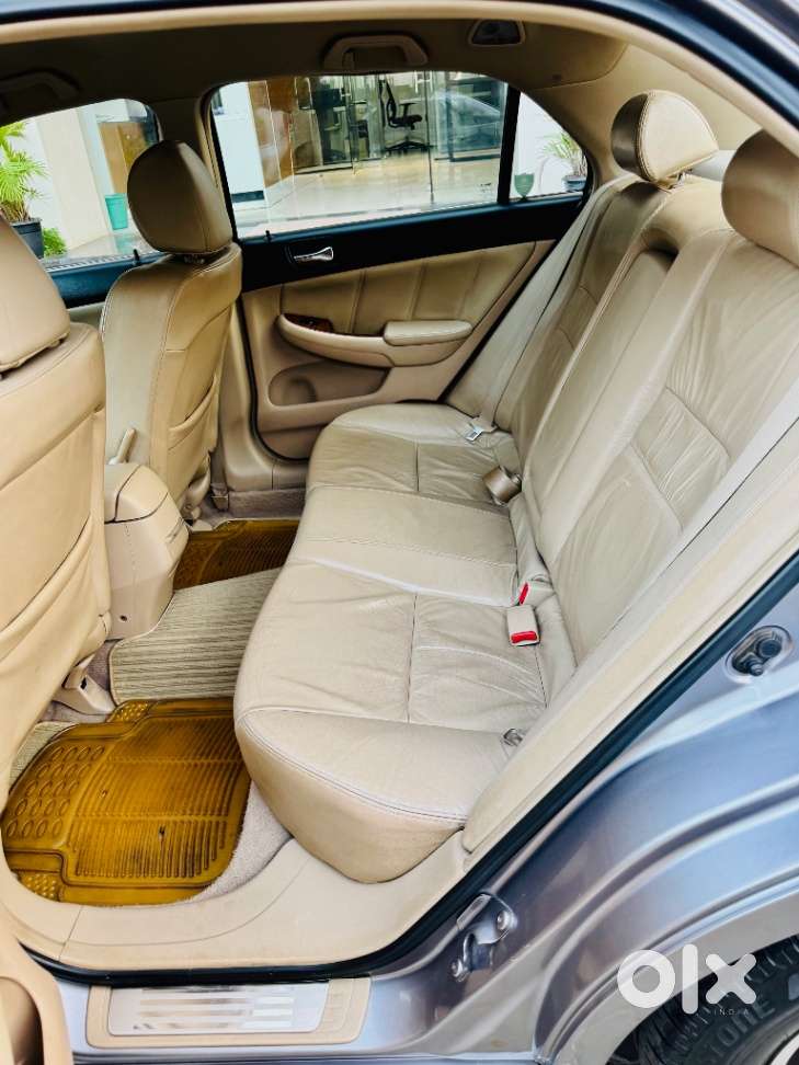 Honda Accord 2.4 Manual, 2006, Petrol