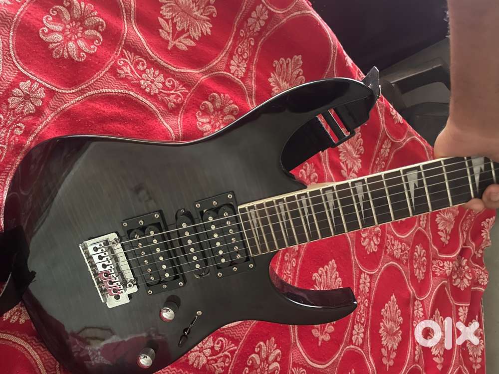 ITEM : ELECTRIC GUITAR / BRAND : VALUT RG1 electric guitar