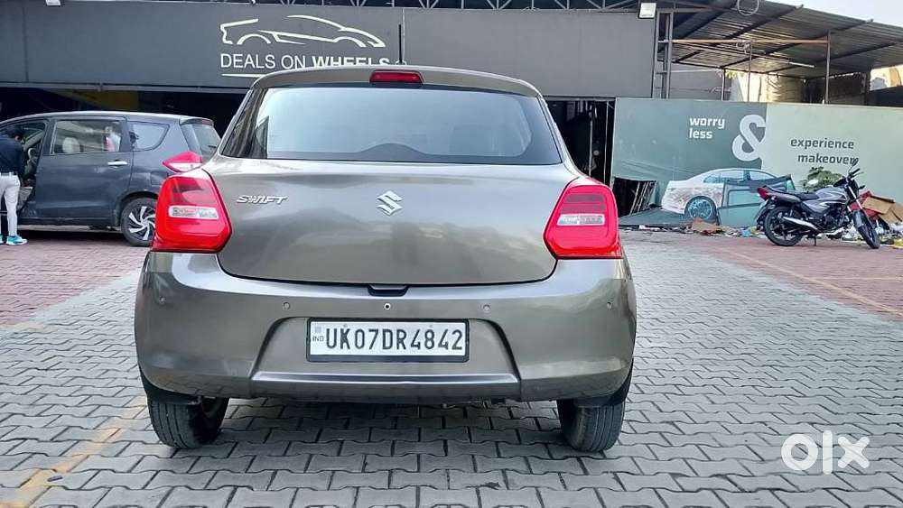 Maruti Suzuki Swift Amt Vxi, 2020, Petrol