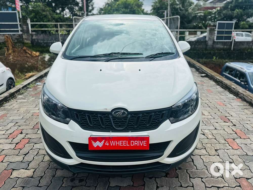 Mahindra Marazzo M4, 2019, Diesel