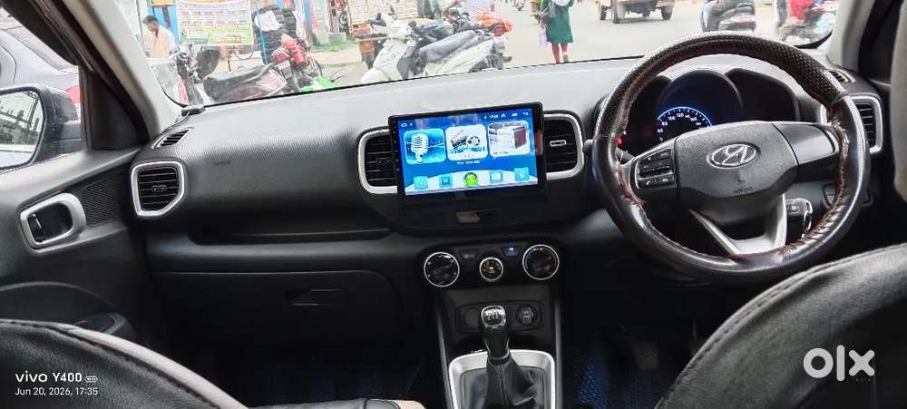 Hyundai Venue 2020 December,petrol 94000 Km Driven